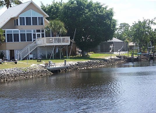 Best Riverfront Buy in Bonita!! Gorgeous Views....