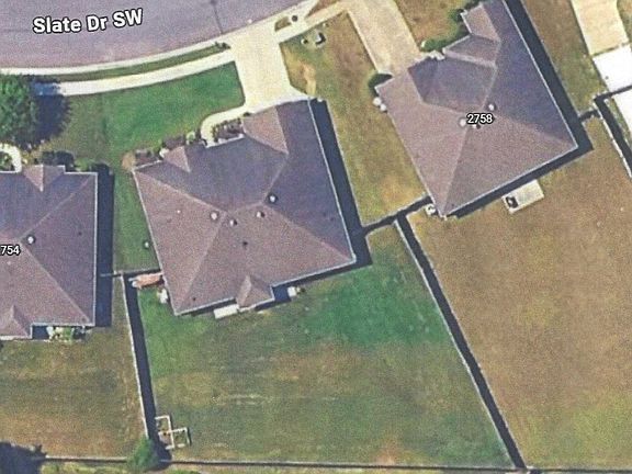 5th image of 2756 Slate Dr SW