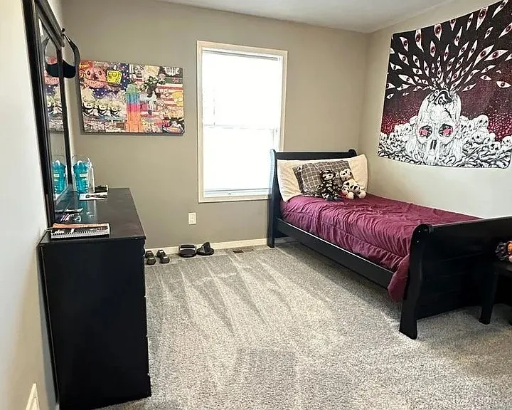 Transform your living experience at LS Capital Group with this inviting bedroom, featuring modern decor and ample natural light. Perfect for relaxation and creativity. Don't miss outa"schedule your tour today!
