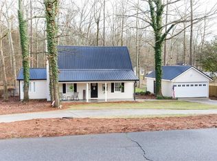 109 Oakridge Dr SE, Cartersville, GA 30121