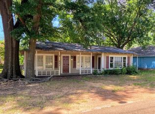 607 Ellington St, Atlanta, TX 75551