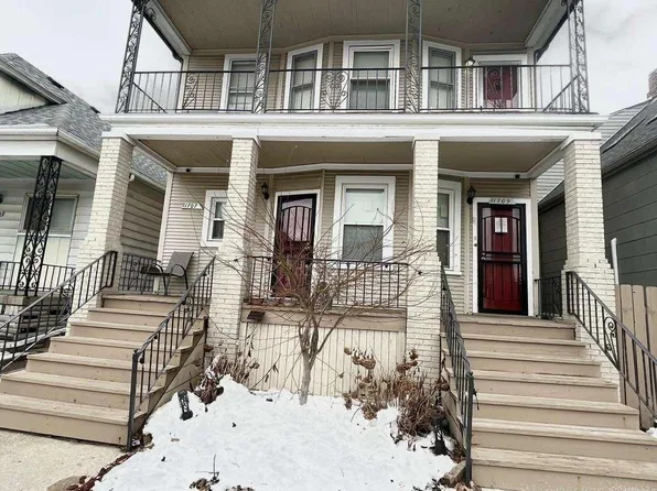 11709 Fleming St, Hamtramck, MI 48212