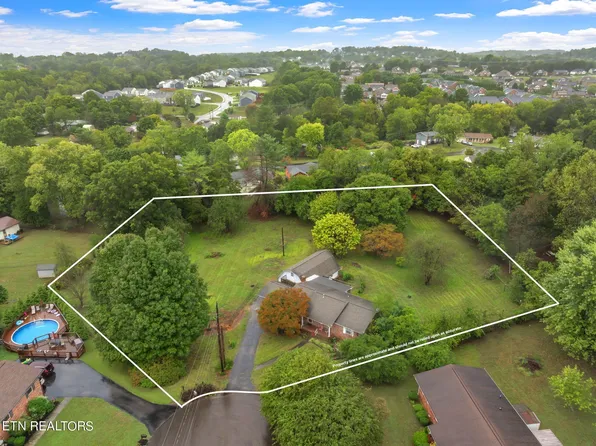 7824 Sweet Ln, Knoxville, TN 37938