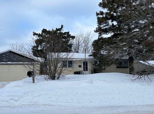 97 Vermillion Dr, Virginia, MN 55792