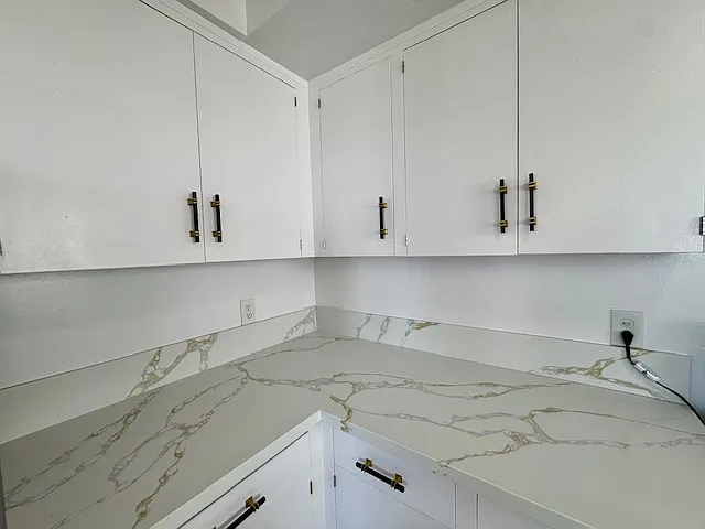 337 S Elm Dr #3 — Photo 8