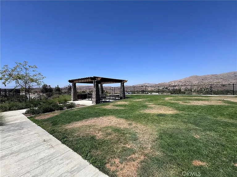 24326 Juni Ct — Photo 52