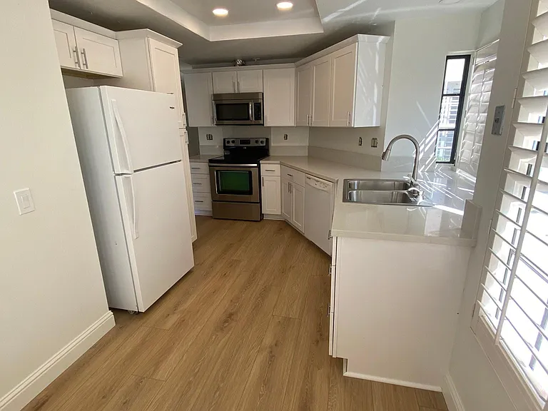 15880 Avenida Villaha #71 — Photo 18