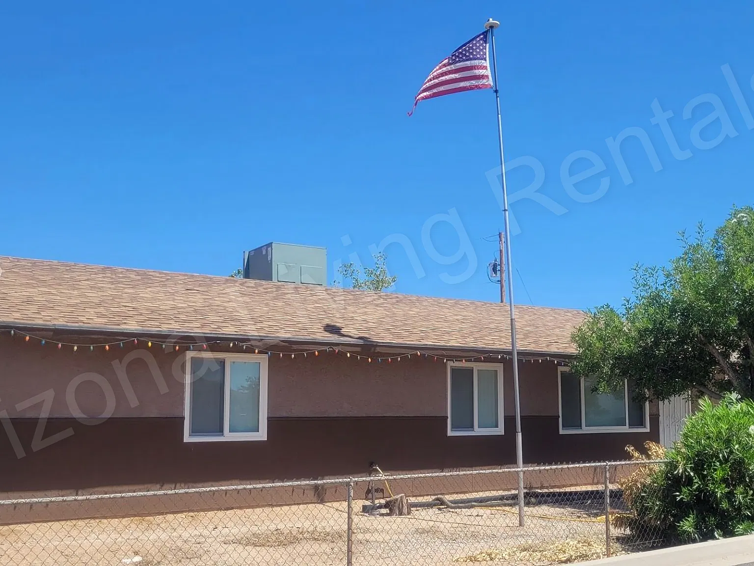 3 bed, 1098 sqft, $1,400 — Photo 2