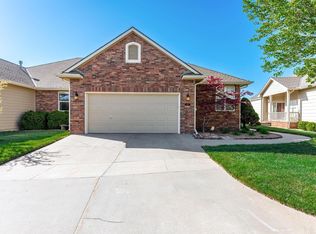 2267 N Lakeway Ct, Wichita, KS 67205