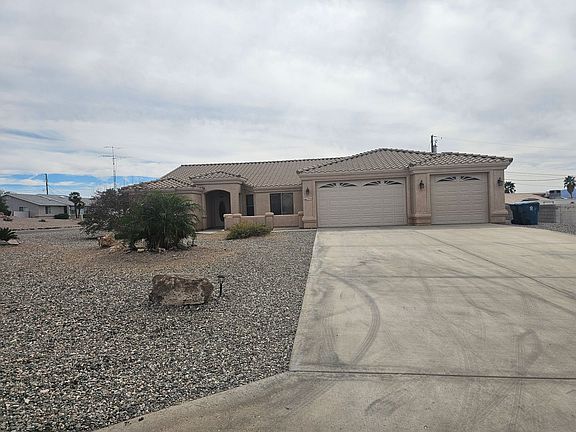 2nd image of 3990 Chemehuevi Blvd