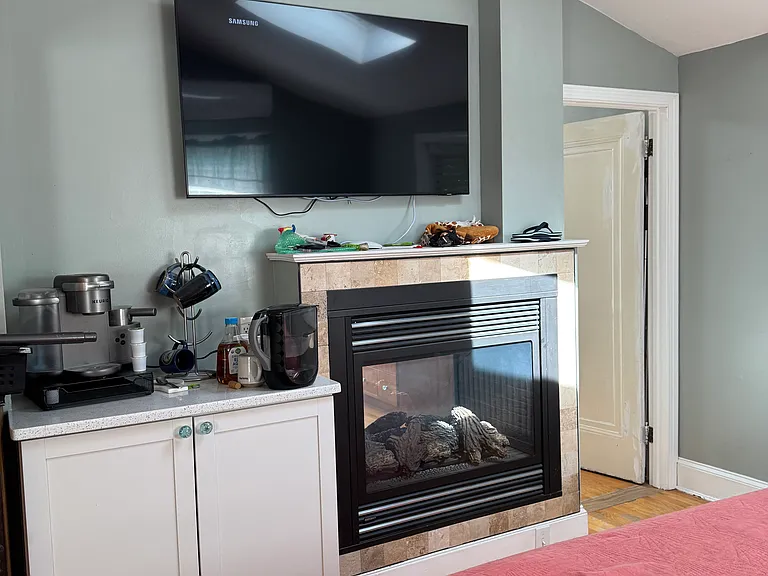 112 Wayland St — Photo 18