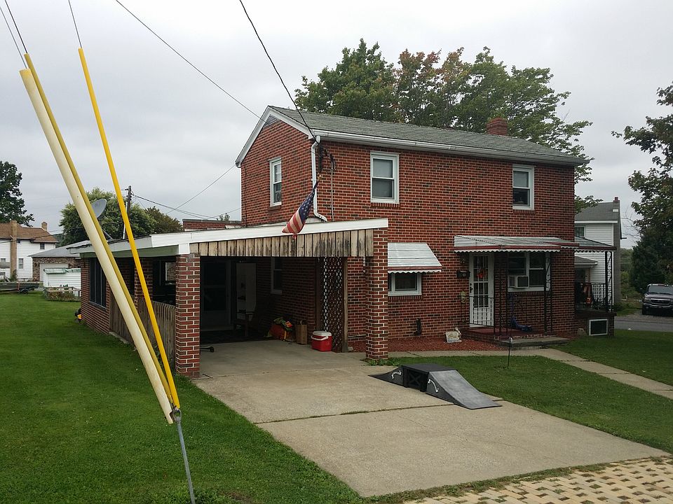 2nd image of 1115 Alder St
