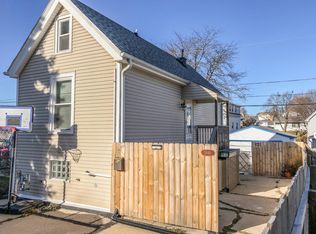 3846 E Morris Ave, Cudahy, WI 53110