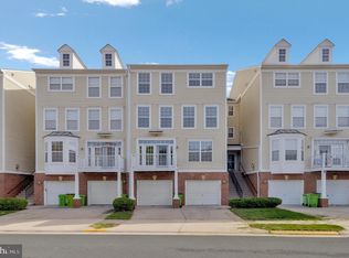 13614 Salk St #126, Oak Hill, VA 20171