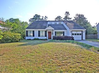 121 Cottonwood Dr, Summerville, SC 29483