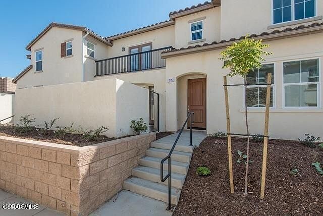 1st image of 32 Secret Hollow Ln