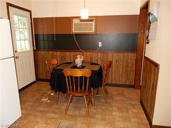 4th image of 2107 Rocklyn Dr