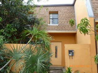 5970 NW 25th Ct, Sunrise, FL 33313