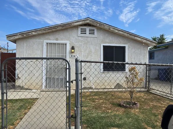 216 1/2 E Warren Ave, Bakersfield, CA 93308