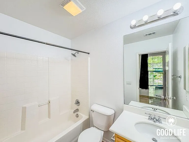 264 Marquette Ave — Photo 17