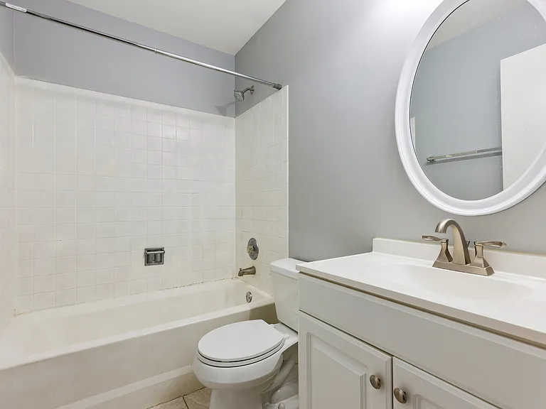 1175 Regency Dr — Photo 20