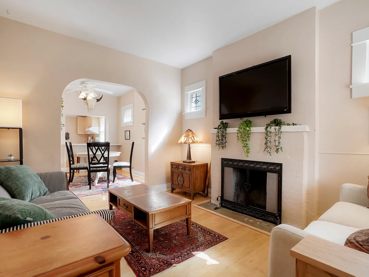 2 bed, 1274 sqft, $2,800 — Photo 4