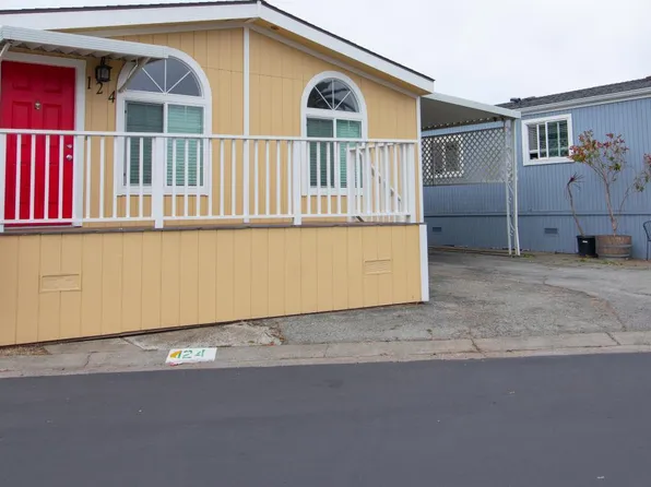 124 La Granada Ln, Moss Beach, CA 94038