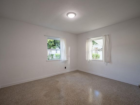 5th image of 610 S J Street