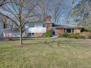 5500 Pershing Ave, Downers Grove, IL 60515