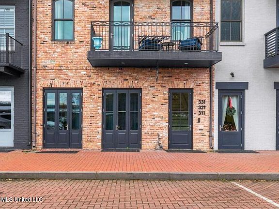 2nd image of 145 Republic St #331