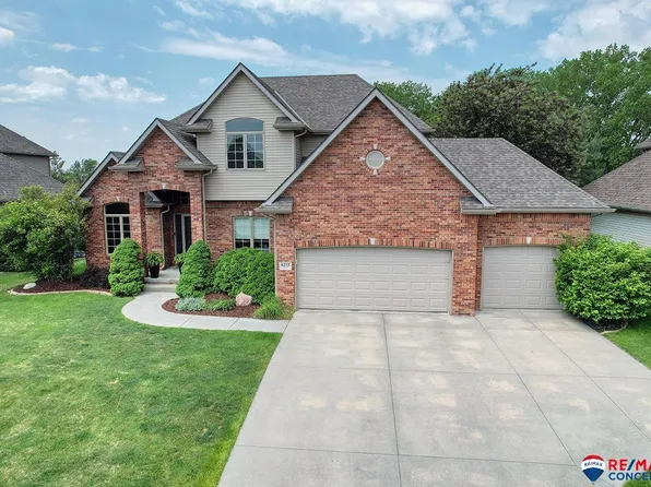 6253 S 79th St, Lincoln, NE 68516
