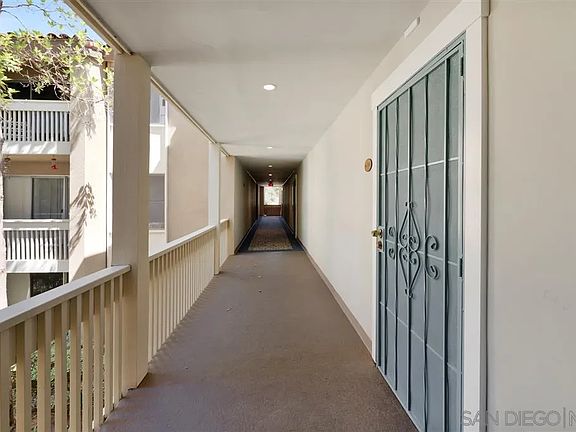 2nd image of 4600 Lamont St #216