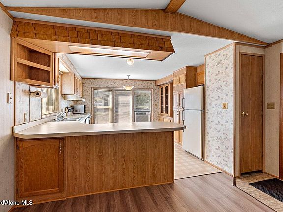 3rd image of 2299 W Merlyn Way