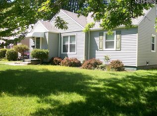 22470 Westwood Rd, Cleveland, OH 44126