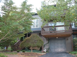 42A Chicopee Dr, Princeton, NJ 08540