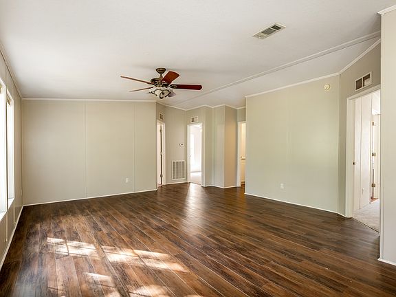 5th image of 26247 Chianina Dr