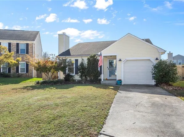 909 Nahant Ct, Virginia Beach, VA 23454