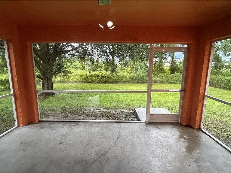 3902 23rd St SW — Photo 10