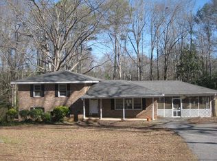 357 Brownwood Dr, Hull, GA 30646