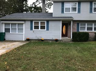4212 Fairway Dr, Mays Landing, NJ 08330