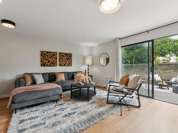 5200 Pinecrest Dr, Oakland, CA 94605