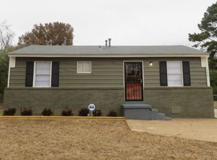 390 Maggie Dr, Memphis, TN 38109