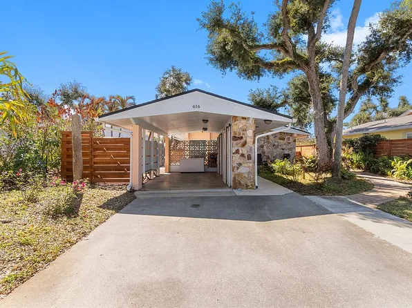 616 Dahlia Ln, Vero Beach, FL 32963
