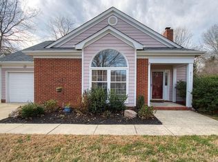 8711 Totteridge Dr, Charlotte, NC 28277