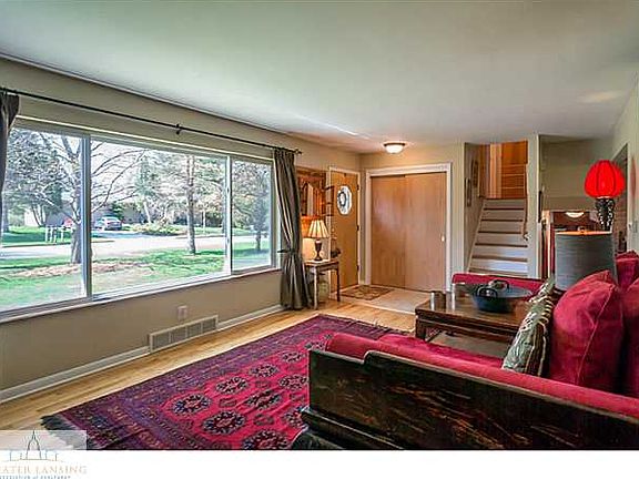 3rd image of 1020 Darlington Ave