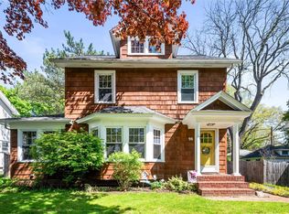 98 Bristol Ave, Rochester, NY 14617