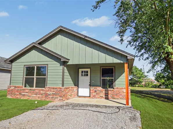 418 Whittmore Dr #1, Tahlequah, OK 74464