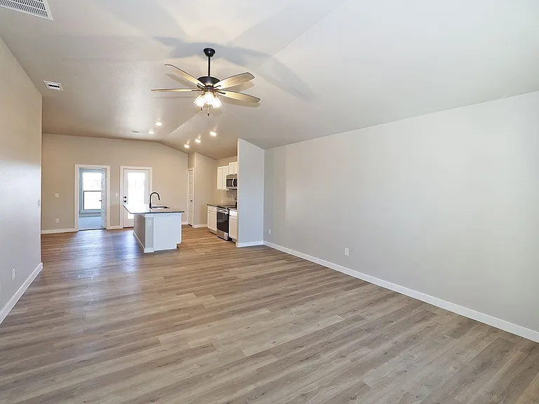 6669 Athens St — Photo 3