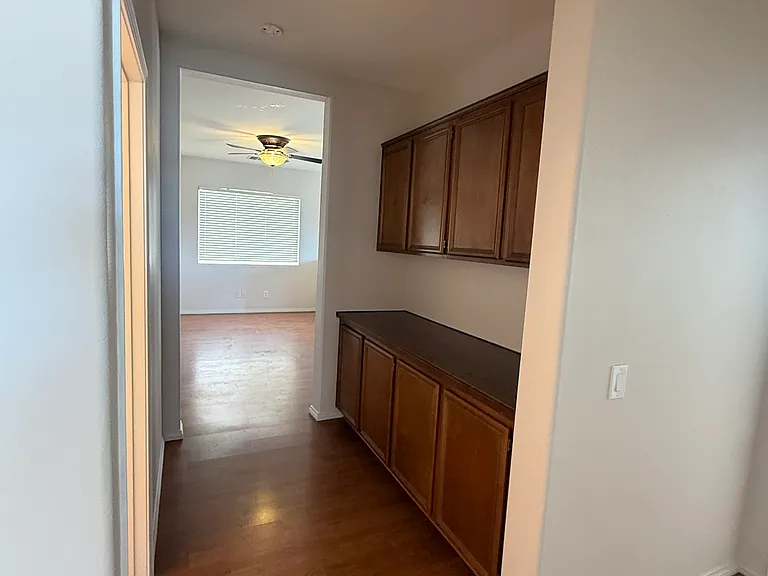 3045 W Newgrove St — Photo 23