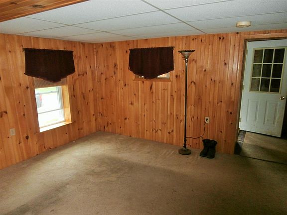 3rd image of 43 W Babcock St